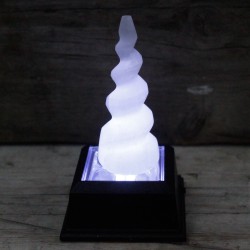 Torre de chifre de unicórnio em espiral de selenite - 10 cm