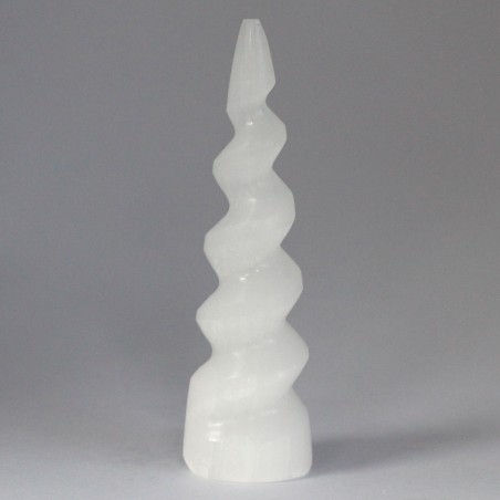 Torre de Cuerno de Unicornio Espiral de Selenita - 15 cm