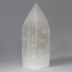 Torre de ponta de lápis de selenite - 15 cm